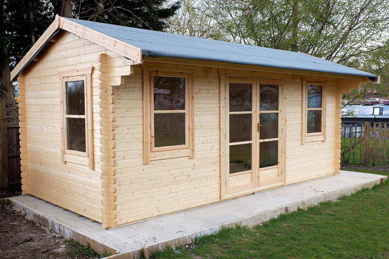 GARTENHAUS — Holzhaus Antony E.